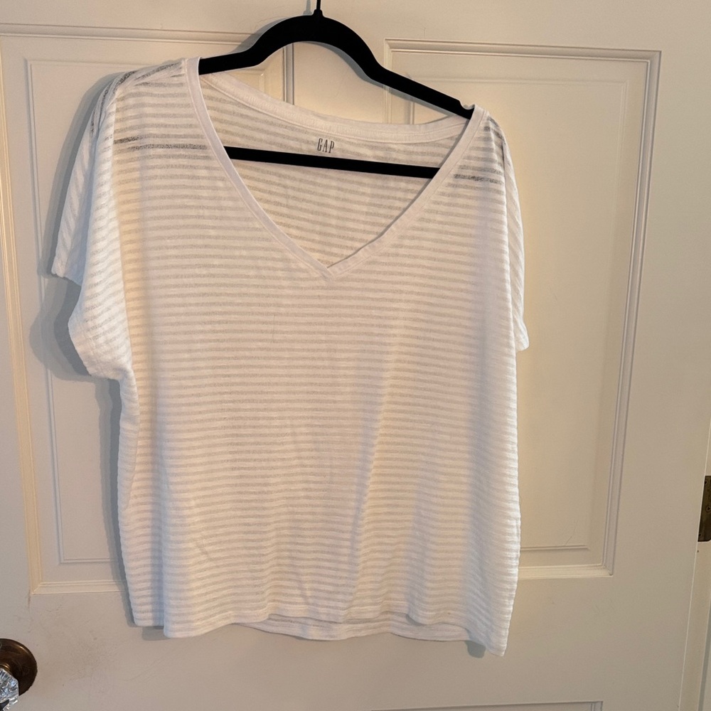 GAP Women's White Striped Tee